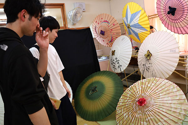 동양미술학교 400년 역사 아시마우산 체험 3.jpg